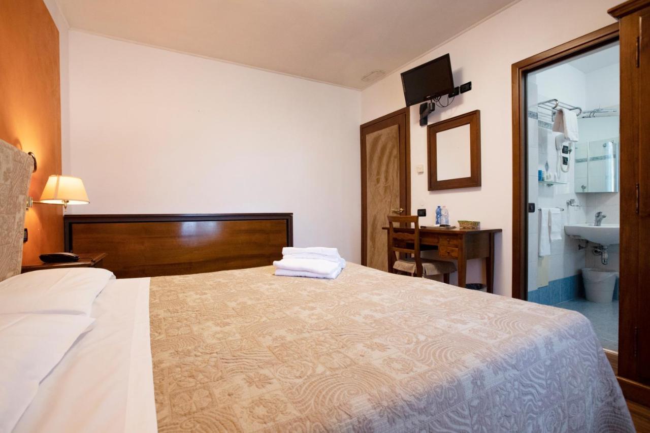 Hotel Arcobaleno Siena Eksteriør billede