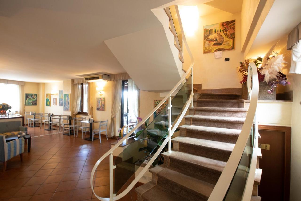 Hotel Arcobaleno Siena Eksteriør billede