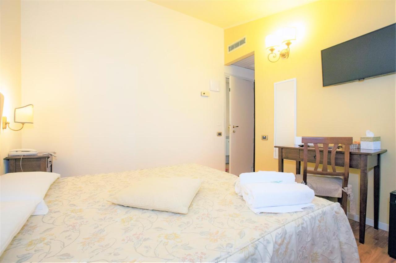 Hotel Arcobaleno Siena Eksteriør billede
