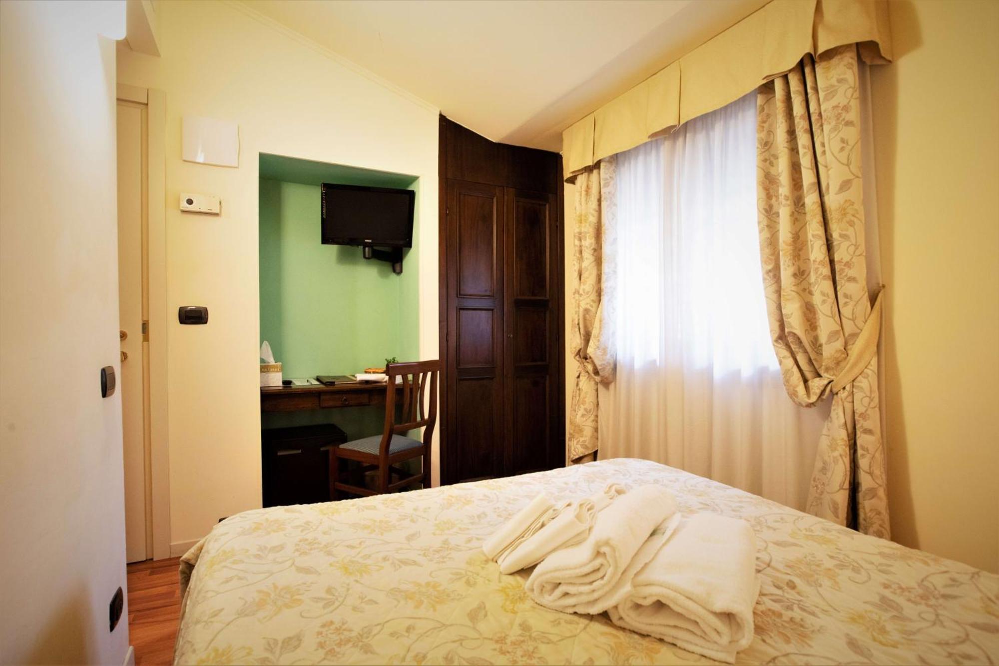Hotel Arcobaleno Siena Eksteriør billede