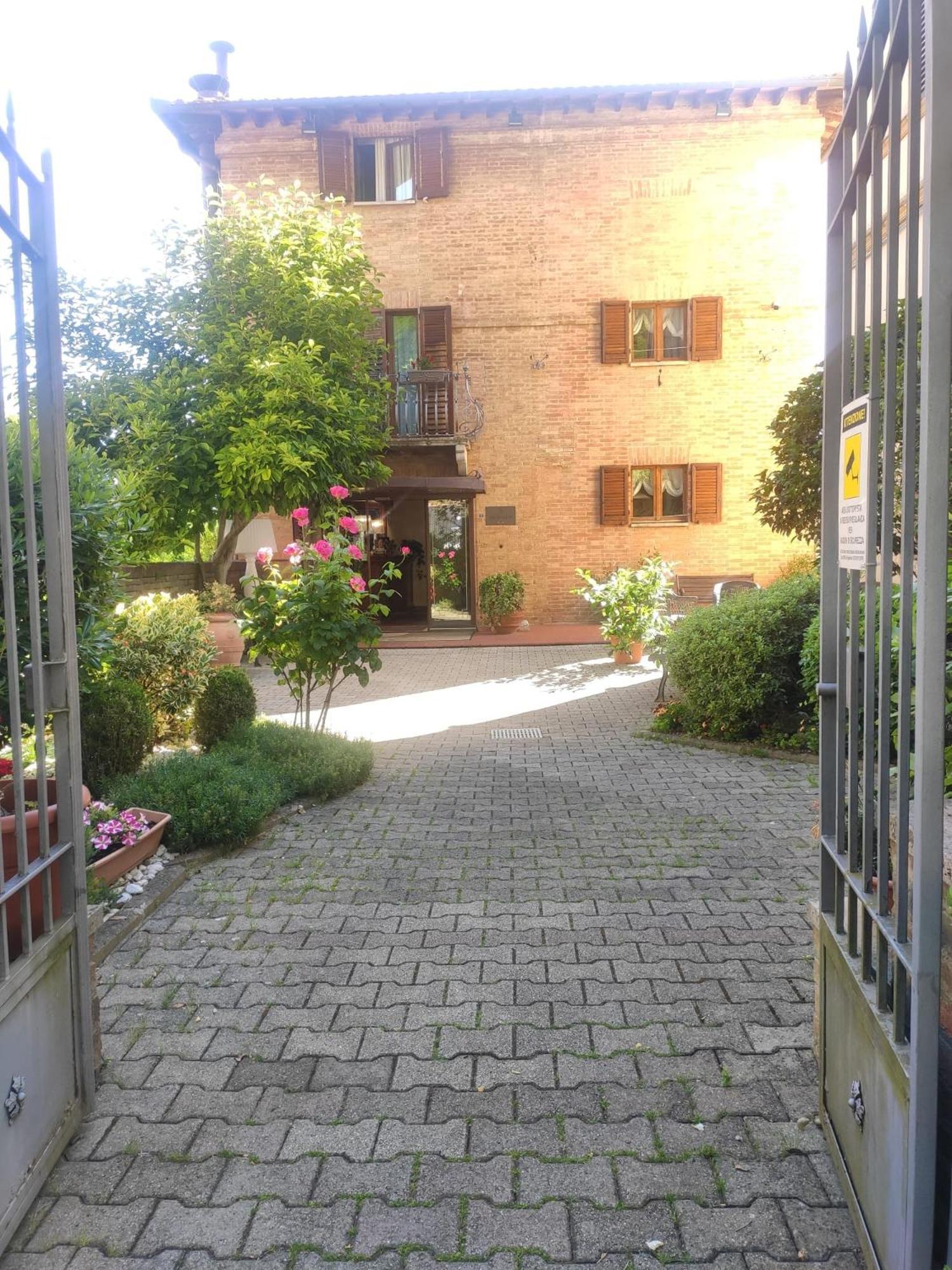 Hotel Arcobaleno Siena Eksteriør billede